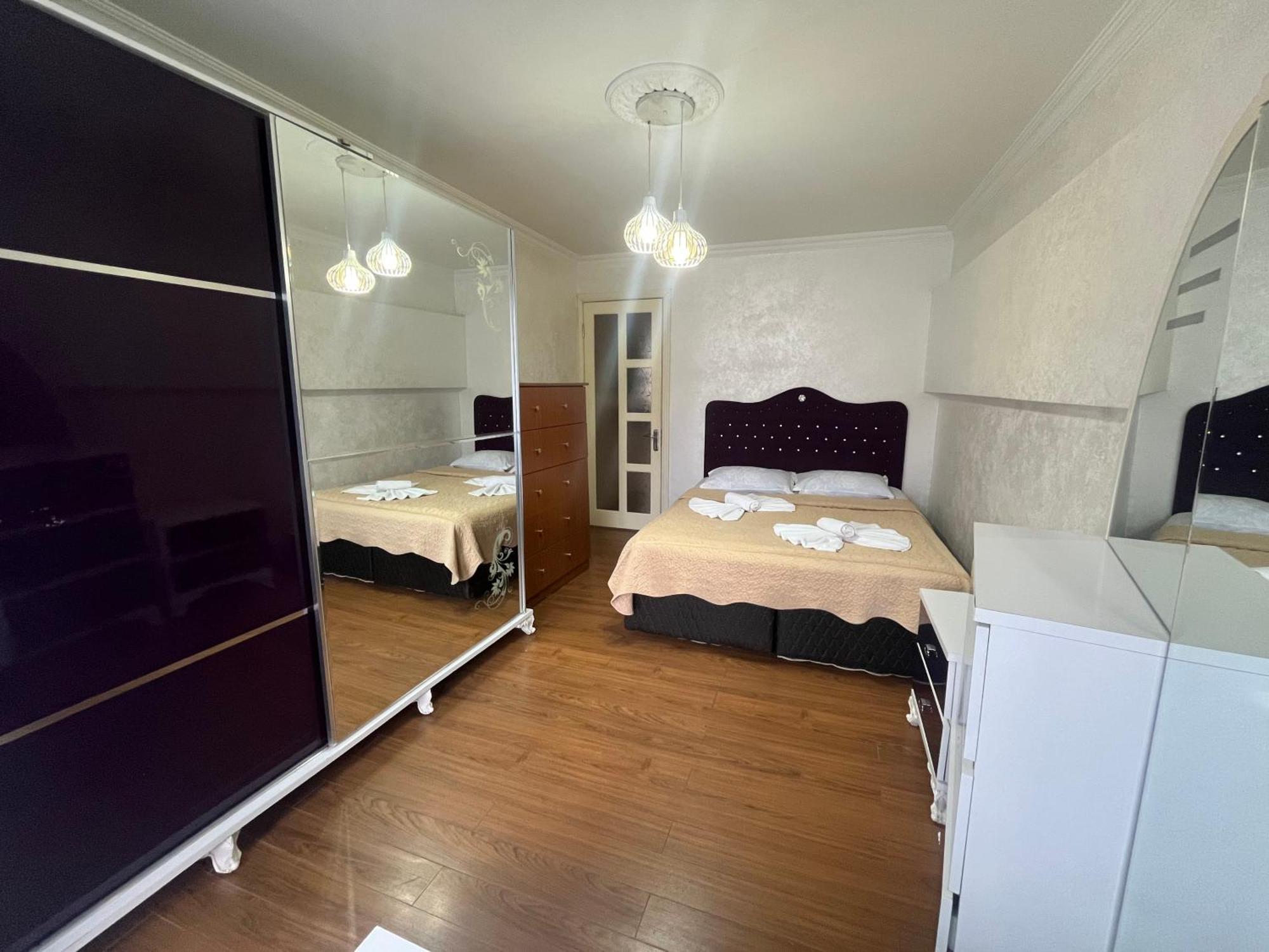 Apartament バトゥーミ エクステリア 写真