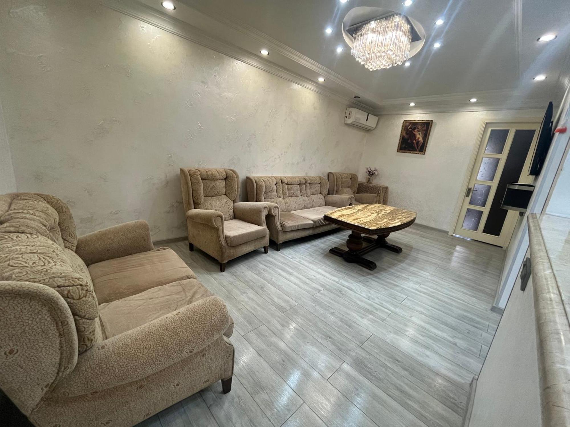 Apartament バトゥーミ エクステリア 写真