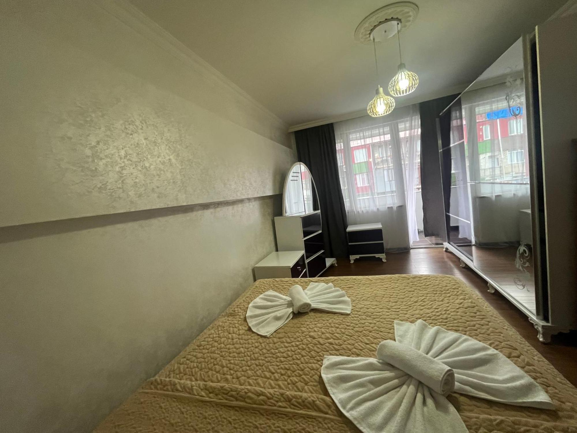 Apartament バトゥーミ エクステリア 写真